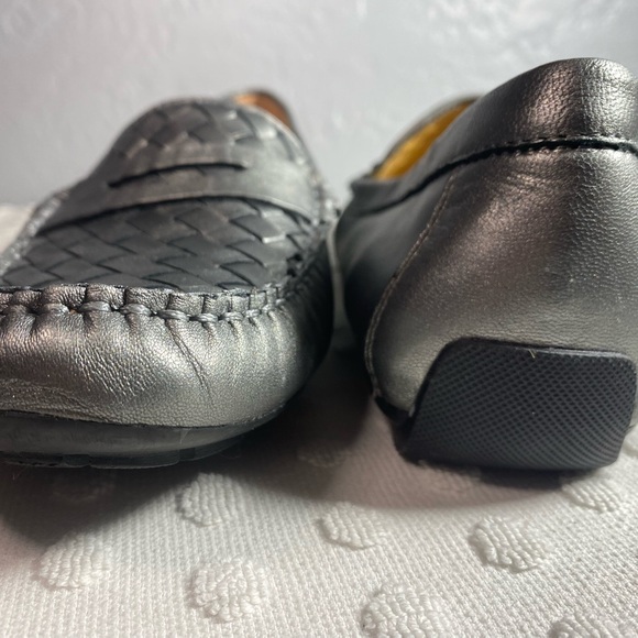 Vaneli Adrik Loafer (Women) - Picture 6 of 15